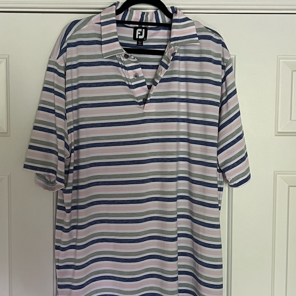 Footjoy short sleeve golf polo, size XL